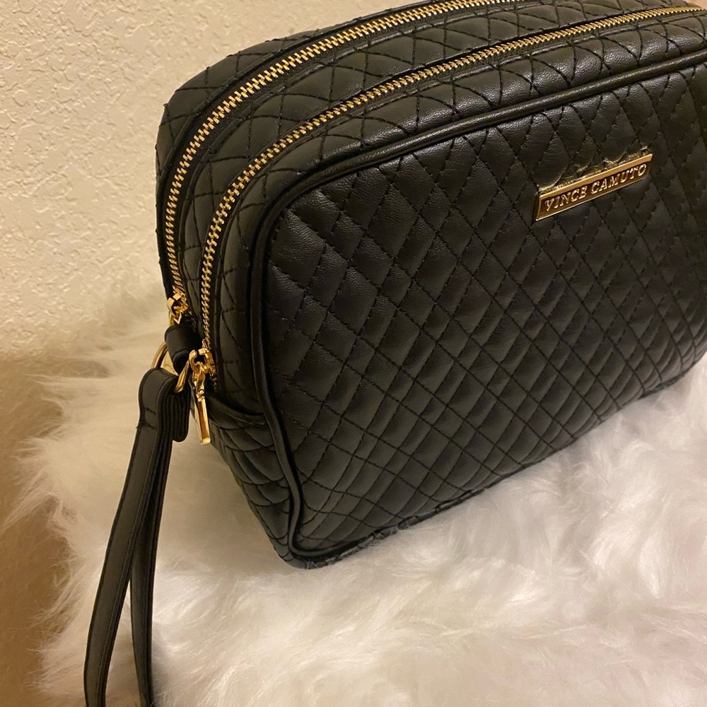 Vince Camuto Quilted Black Crossbody Makeup/Travel Bag - Picture 2 of 6